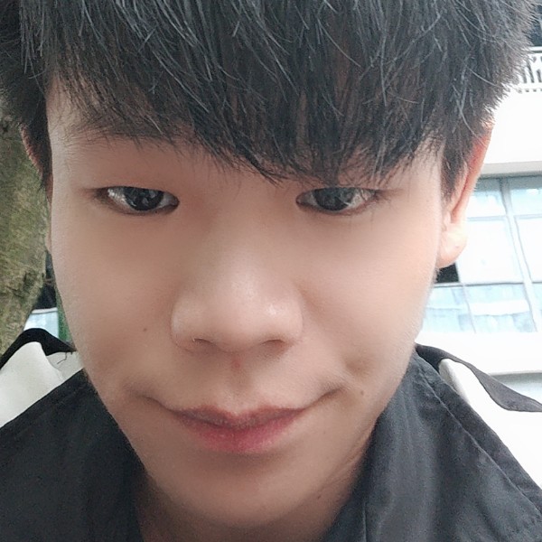 感性浅吻高跟鞋的照片