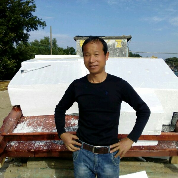 鳗鱼项链的照片