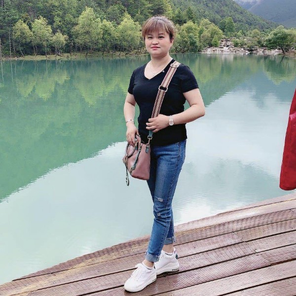 光脚去旅游的照片