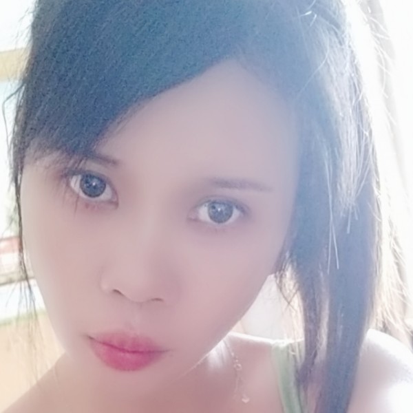 涟漪眯眯眼的照片