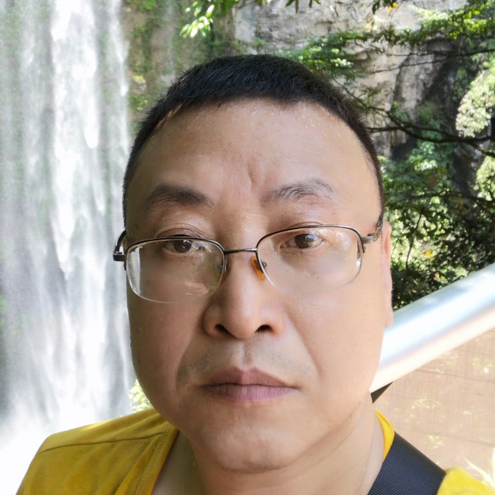 小楼明月的照片