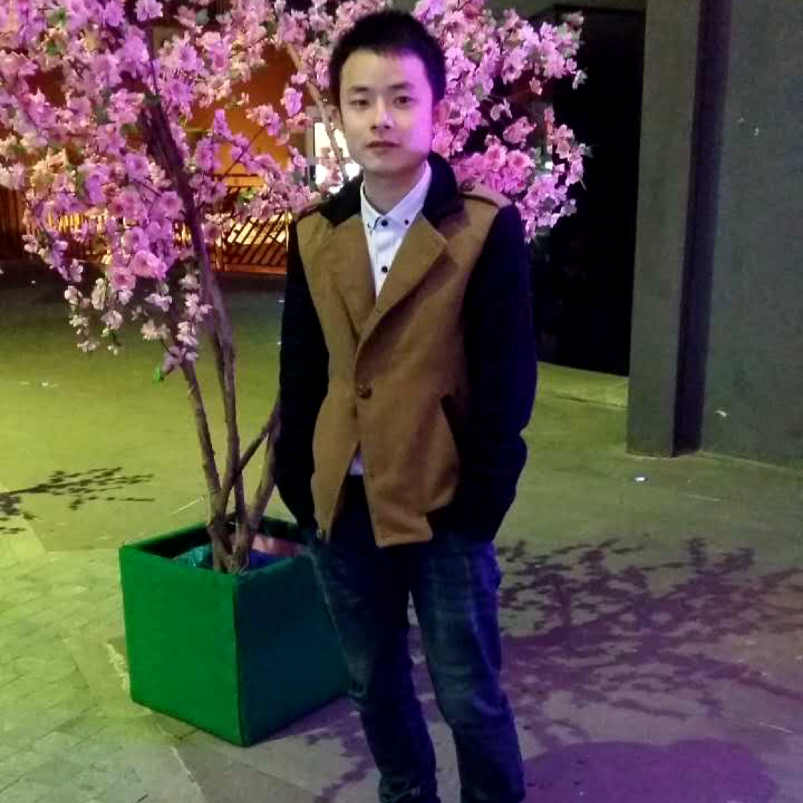 水影透彻的照片