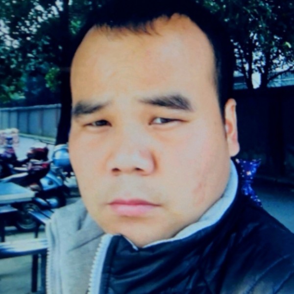 转角遇到你很高兴的照片