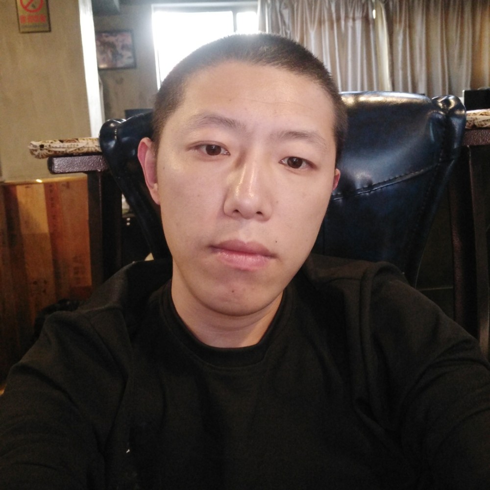 难逃世俗的照片