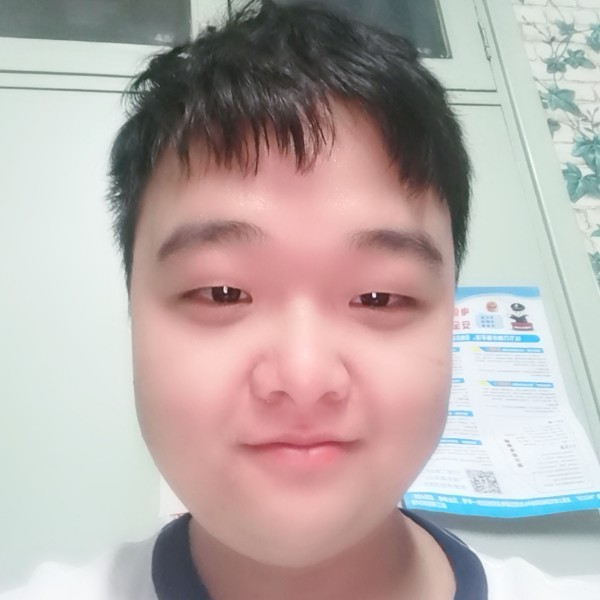 瘦瘦蹁跹耳机的照片