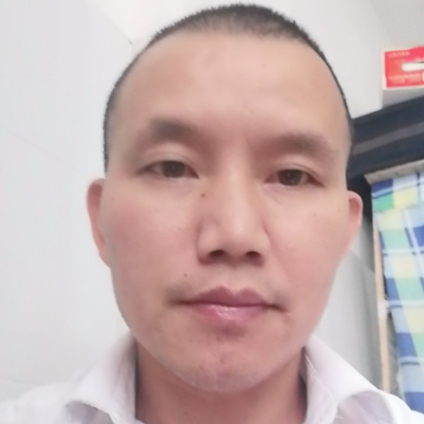 怕孤独苦恋寒风的照片