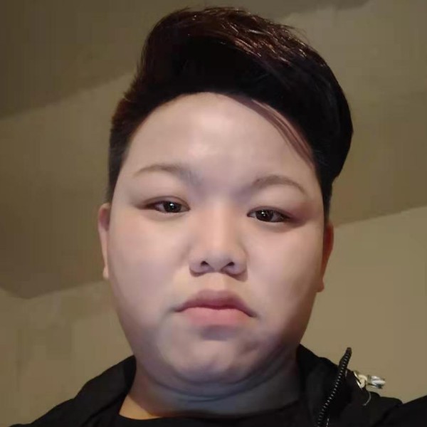 瘦瘦笑太阳的照片