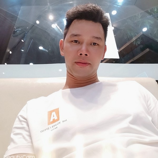 缥缈活泼的照片