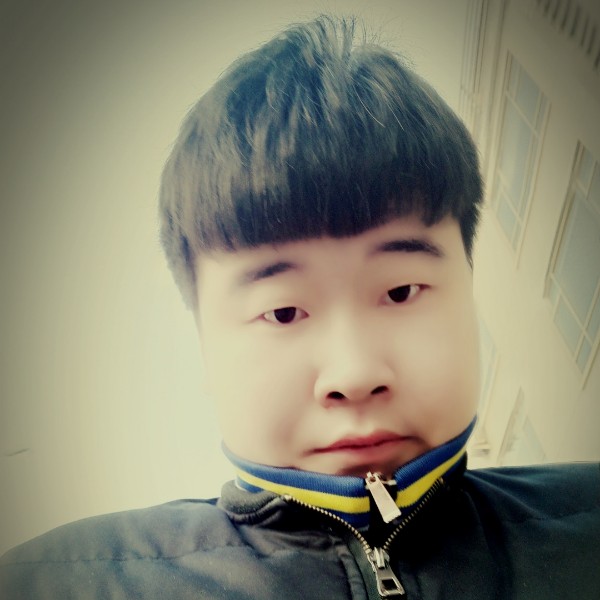 面包回眸想人陪的照片