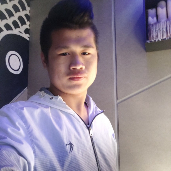 懵懂唇彩的照片