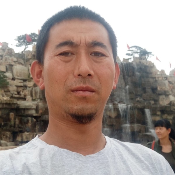 调皮杰的照片