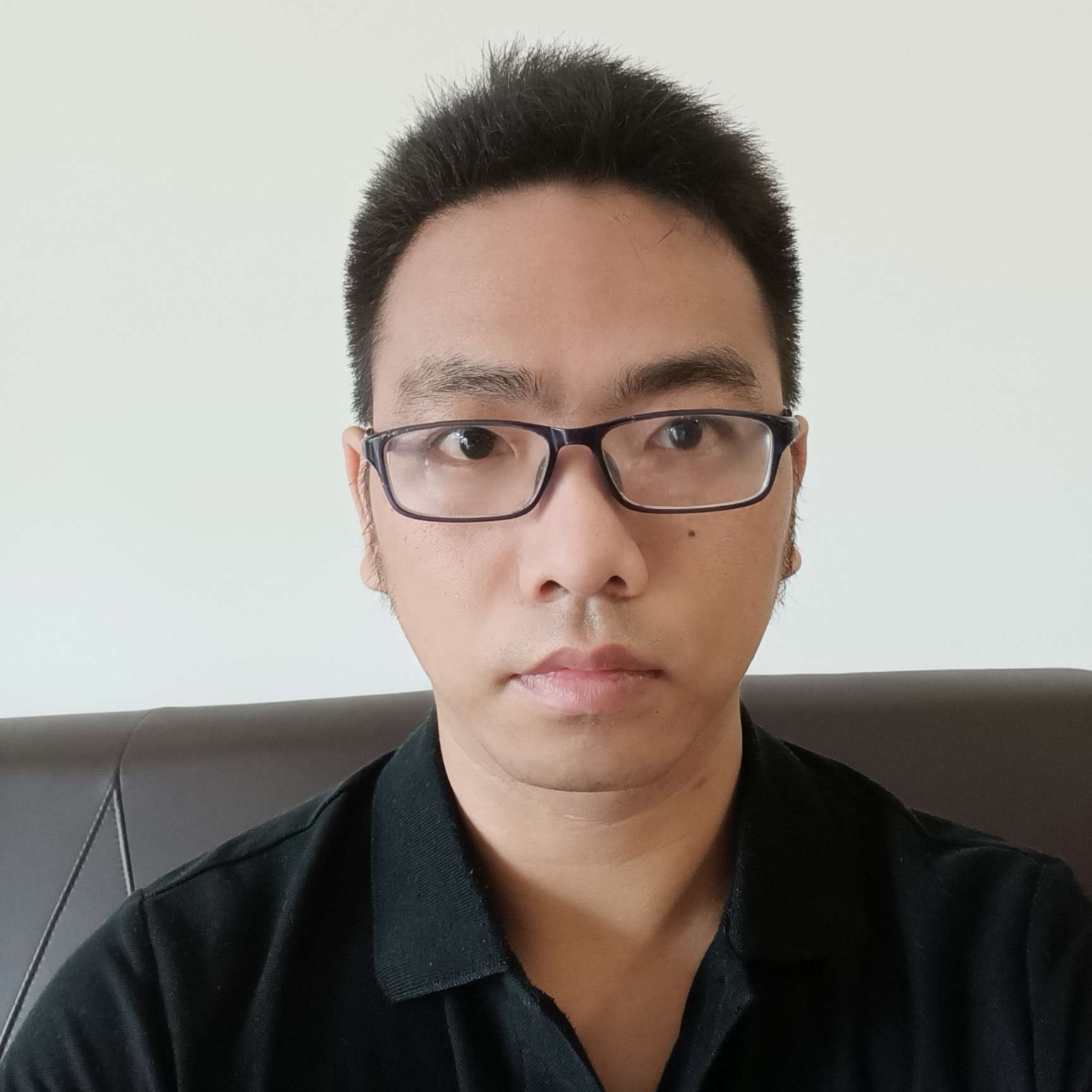 蓝天唯一的215的照片