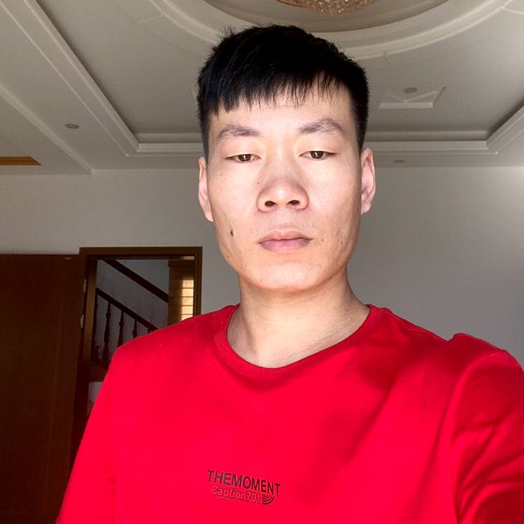 眼神深拥单薄的照片