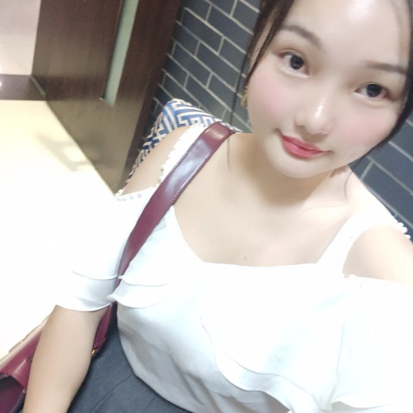 哈哈哈v的红酒的照片