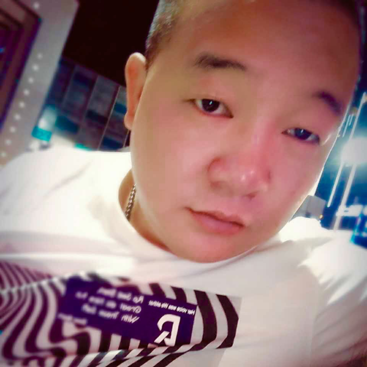 小蘑菇烂漫的照片
