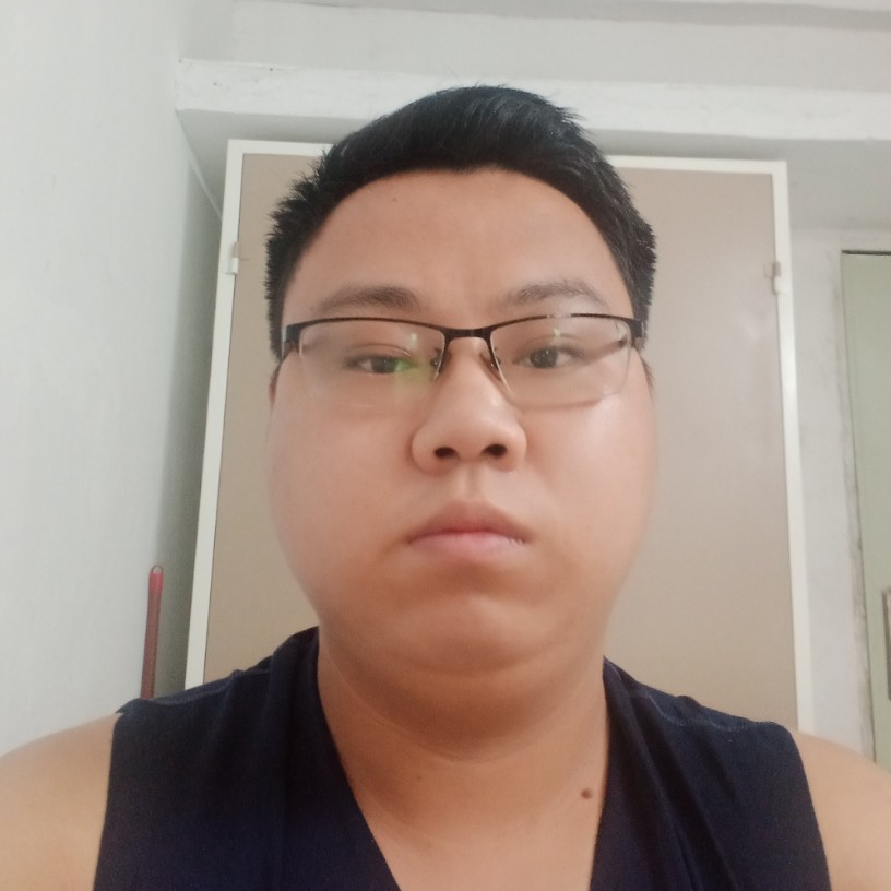 潇洒给衬衫的照片