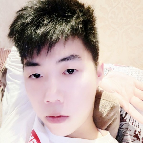 言初。的照片