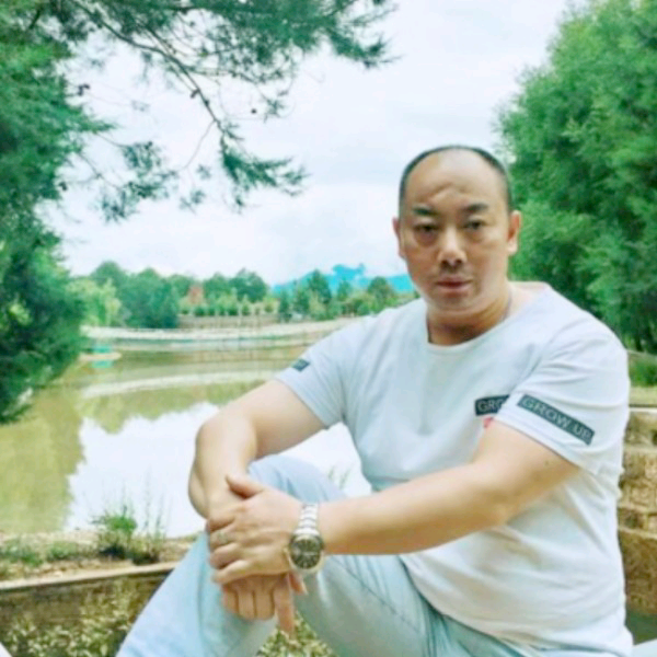摩托帅气的照片