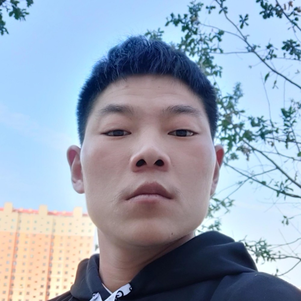 青衫现代的照片