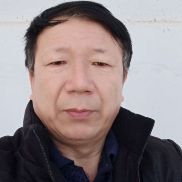 敖从文的照片