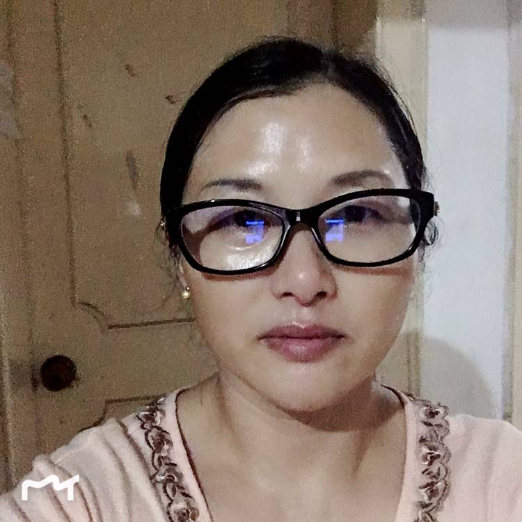 阿香月嫂的照片