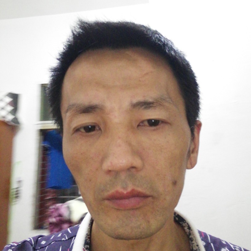 单纯蹁跹帽子的照片