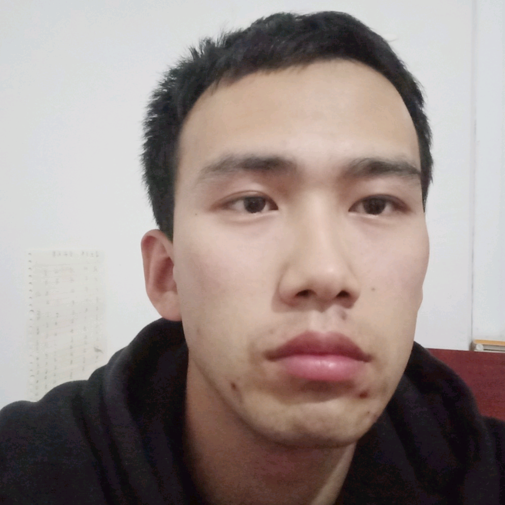 愉快深拥铃铛的照片