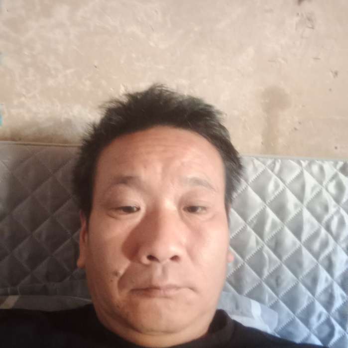 耿多指的照片