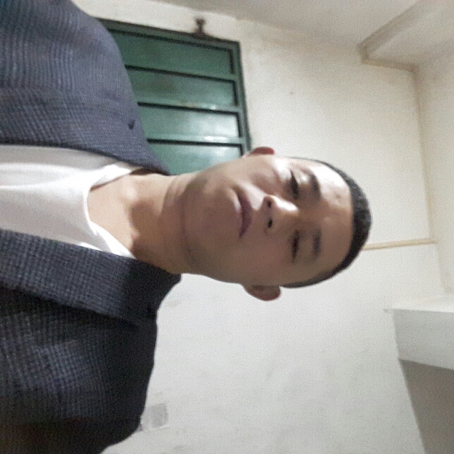 刘志廷的照片
