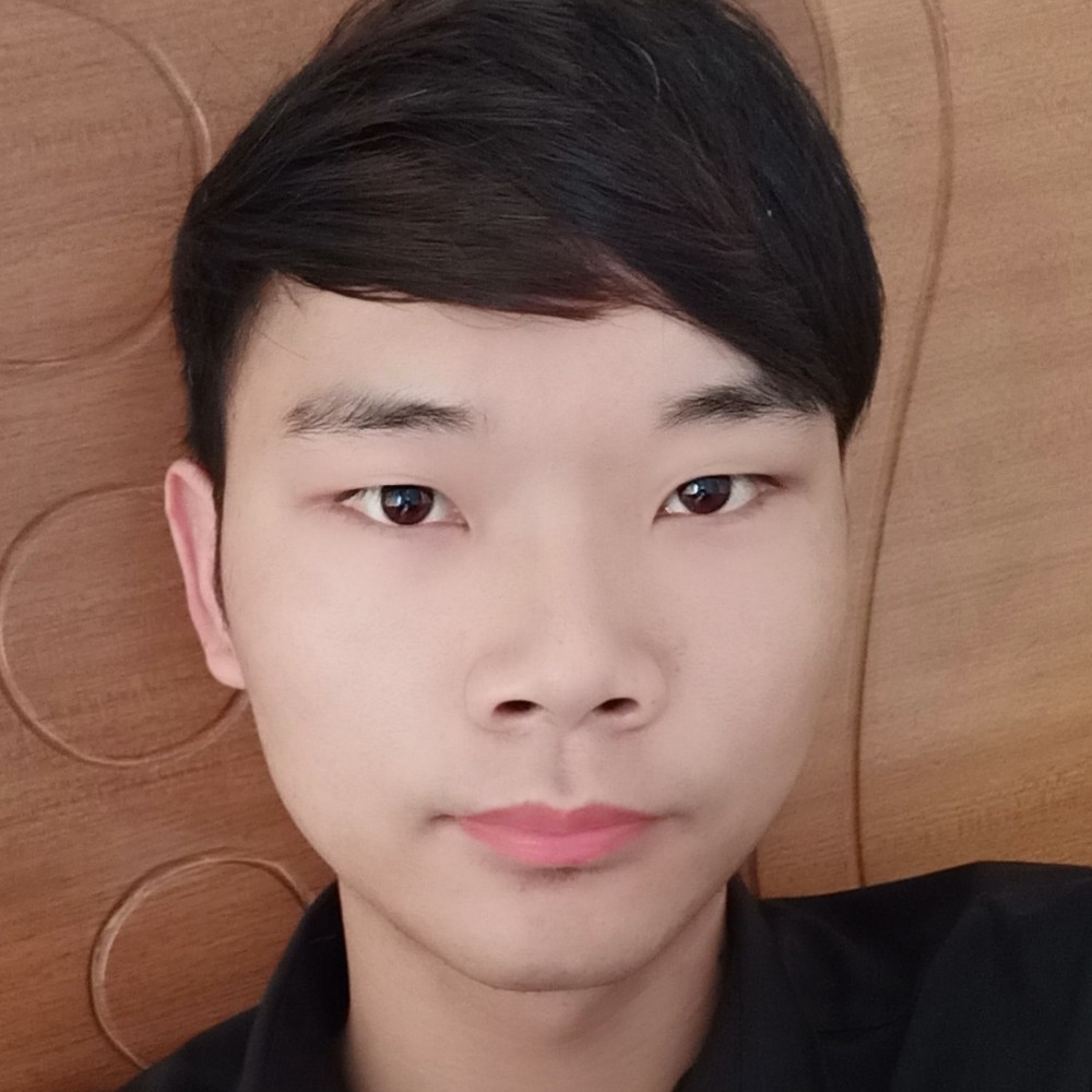 背包单身的照片