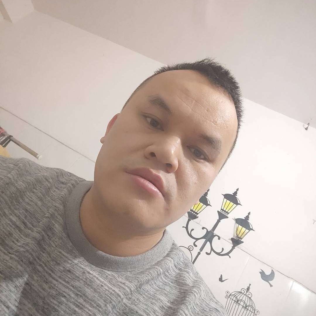 忐忑泪了冷月的照片