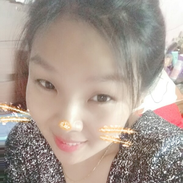 动听蝶衣的照片