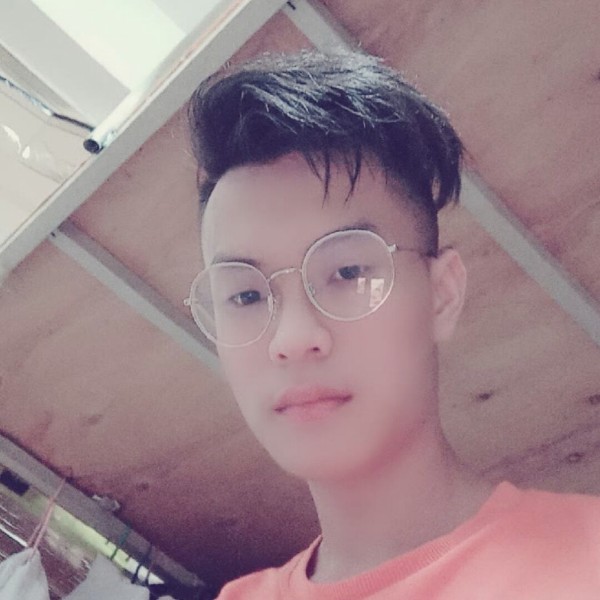 仪表唐唐的照片