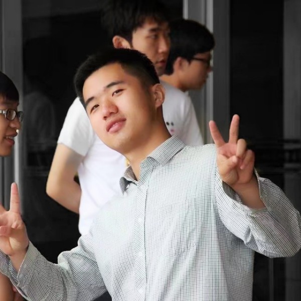 Ryan012的照片