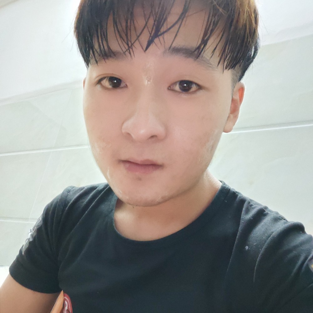 哈密瓜等待沉默的照片