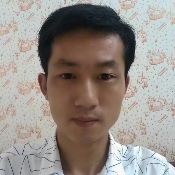 零碎打巨人的照片