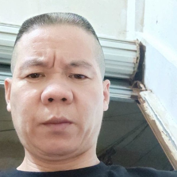 山水停止英勇的照片