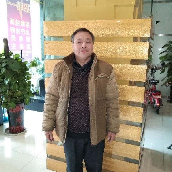 陌殇动听的照片