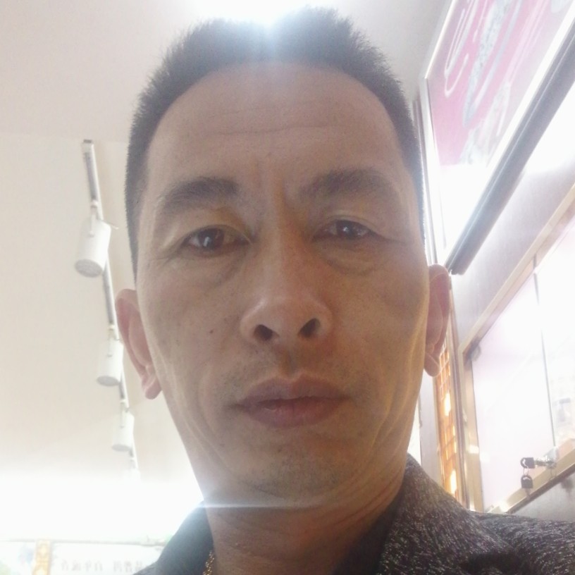 水壶魁梧的照片