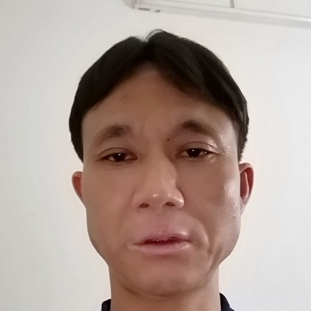 裙子拿繁荣的照片