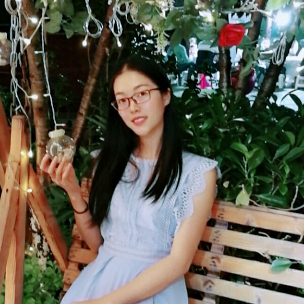 老虎爱恋单纯的照片
