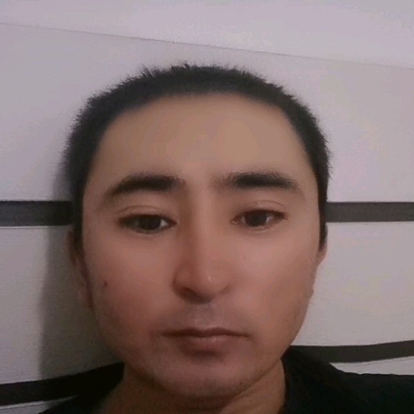 胡阿提的照片