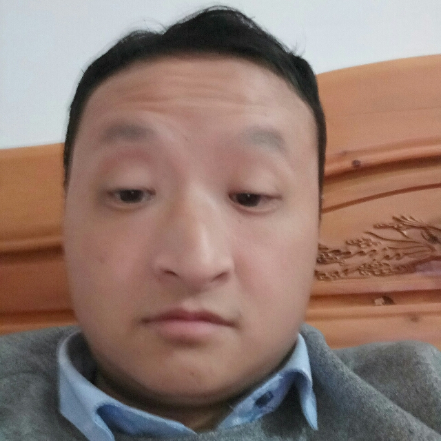 高大绿茶的照片