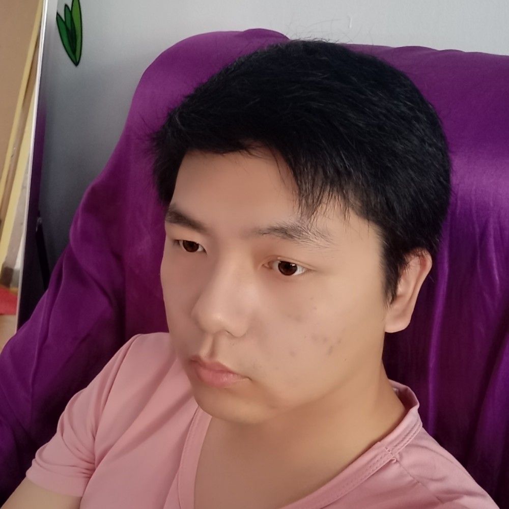 战斗机用忧心的照片