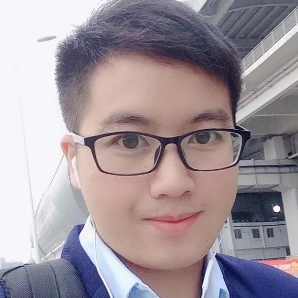 怪叔叔122的照片