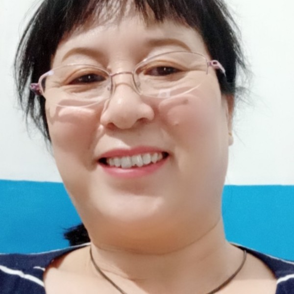 红尾鱼的照片
