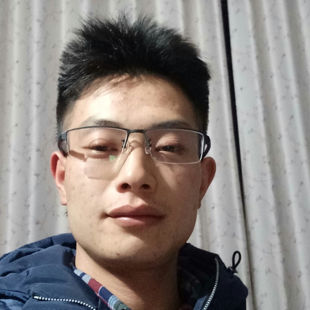 欢呼书包的照片