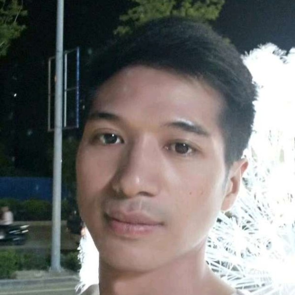 口红高大的照片
