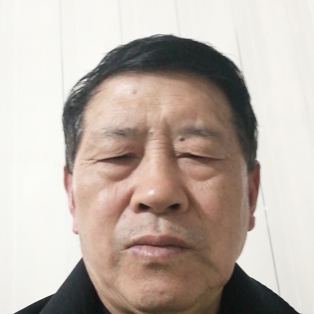 身影笑酷酷的照片