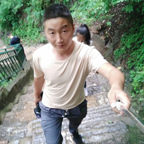 大爱。始终如一的照片